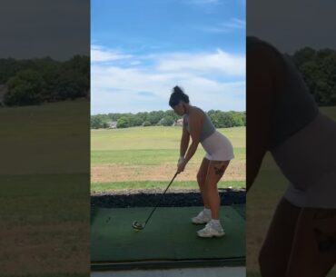 Amazing Golf Swing you need to see | Golf Girl awesome swing | Golf shorts | Michelle Edgar