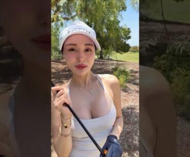Amazing Golf Swing you need to see | Golf Girl awesome swing | Golf shorts | Jazz