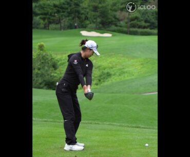It is a soft but efficient swing, Rose Zhang's swing in slow motion.