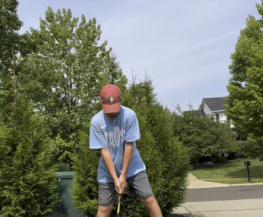 What am I doing wrong I can’t seem to hit the ball well.