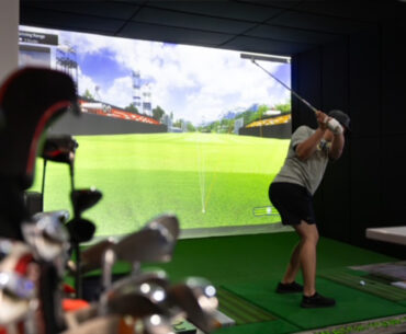 Under Par Golf Opens In Lothian, Promises A One-of-a-Kind Indoor Experience For Golfers Of All Levels