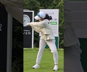다운스윙에서 클럽 궤도가 저렇게 역대급으로 내려가도 되는걸까? 전승희프로 #KLPGA#미녀#Beauty#골퍼#golfshorts#골프쇼츠#golf#골프#swing#스윙_여행사랑TV