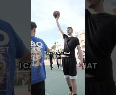 7’1 17 year old Had Some Attitude😂😈🤝 #streetball #basketball #shorts