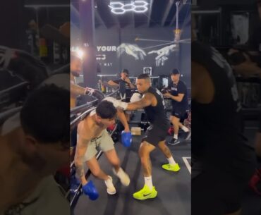 RYAN GARCIA - TEACHING HIS LEFT HOOK *GETS ROCKED