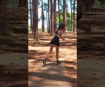 What a hyzer 😮 #discgolf #mvpdiscsports #jomezpro #shelbycowen #fyp #explore