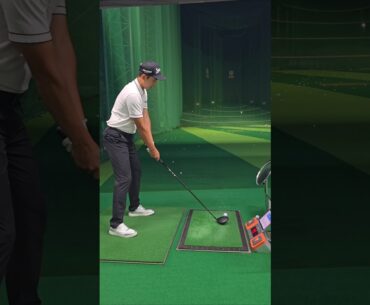 Tiger Golf TV Driver Swinging Technique