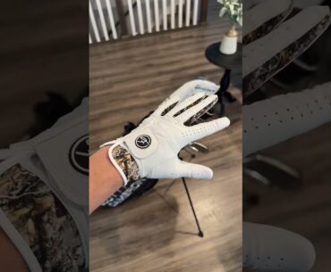 Don’t settle for a boring golf glove anymore