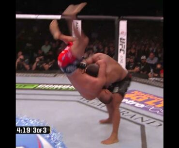 Daniel Cormier was BULLYING Dan Henderson 🤬 #ufc