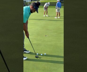 Taking notes on Phil’s @HyFlyersGC tempo 🔥🔥#livgolfreserve