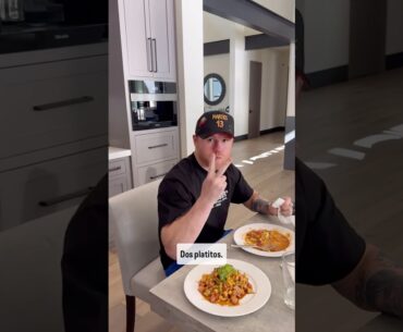 Esto come Canelo Álvarez mientras está en campamento de preparación. #caneloscull