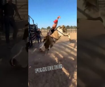 John Crimber - Treino em Touros #shorts #rodeio #pbr #montarias