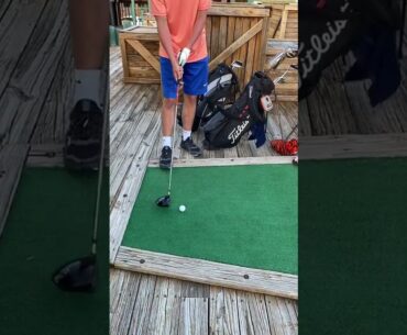Using a caddie for mini golf 😂💀 #shorts (via the.gamechangerz/TT)
