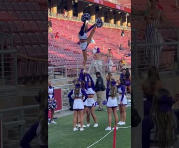 #cheerleaders #fyp #waitforit