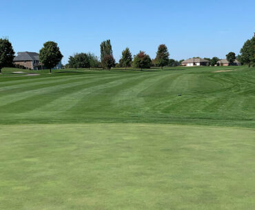 Redfield Golf Course: OFFERS LINKS-STYLE GOLF A SHORT DRIVE FROM THE LAKE