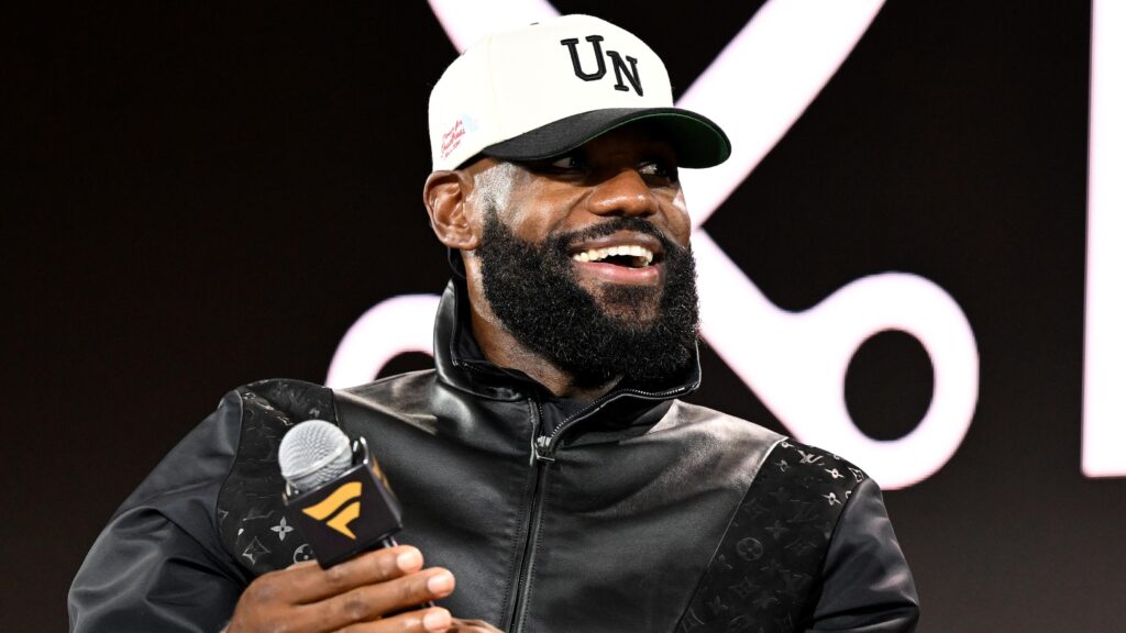LeBron James Posts Video While Golfing in Fog Ahead of Luka Doncic's Lakers Contract