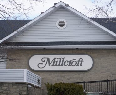 Residents fear flooding, not falling home values, in Millcroft Golf Course dispute