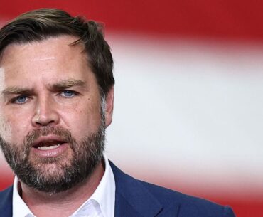 JD Vance made feelings clear on Tiger Woods long before becoming VP - Golf - Sports