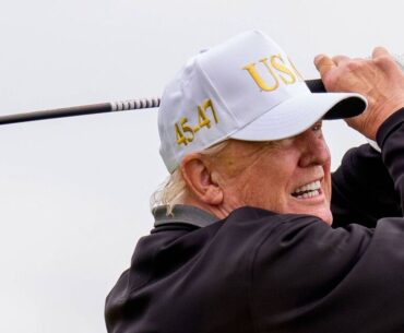 Donald Trump golf concern raised as worrying hand photos emerge - Golf - Sports