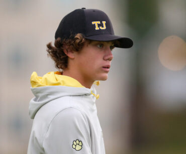 Jaguars golf team returns talented young lineup
