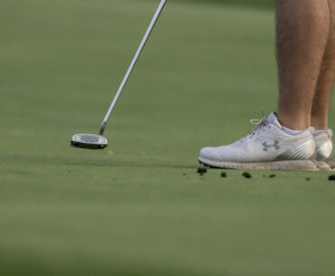 ETHS boys golf: Sophomore's record score sparks golfers to title