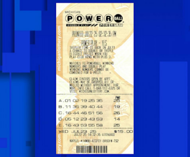 Ohio man buys Powerball ticket while in Michigan to golf, wins $150K lottery prize