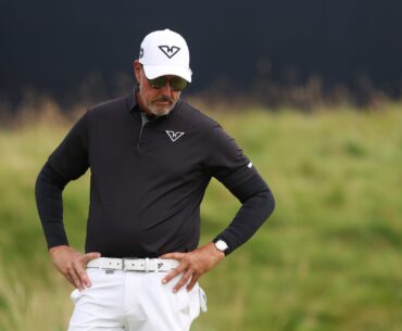 LIV Golf's worst iron player this year is the same man who Phil Mickelson called 'one of the best' golfers in the world