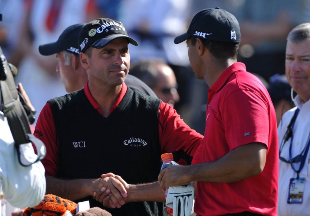 Rocco Mediate shakes hands with Tiger Woods before the The US Open Playoff in 2008