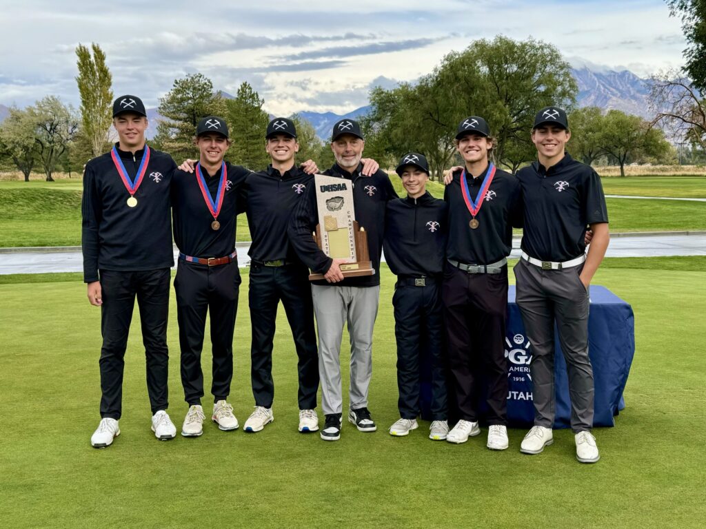 Jenny MacDougall takes over as Miners boys golf coach
