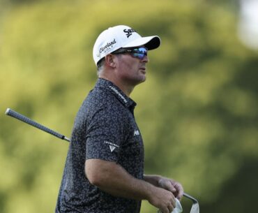 PGA tour playoffs: Ryan Fox falls further off pace as lightning suspends play