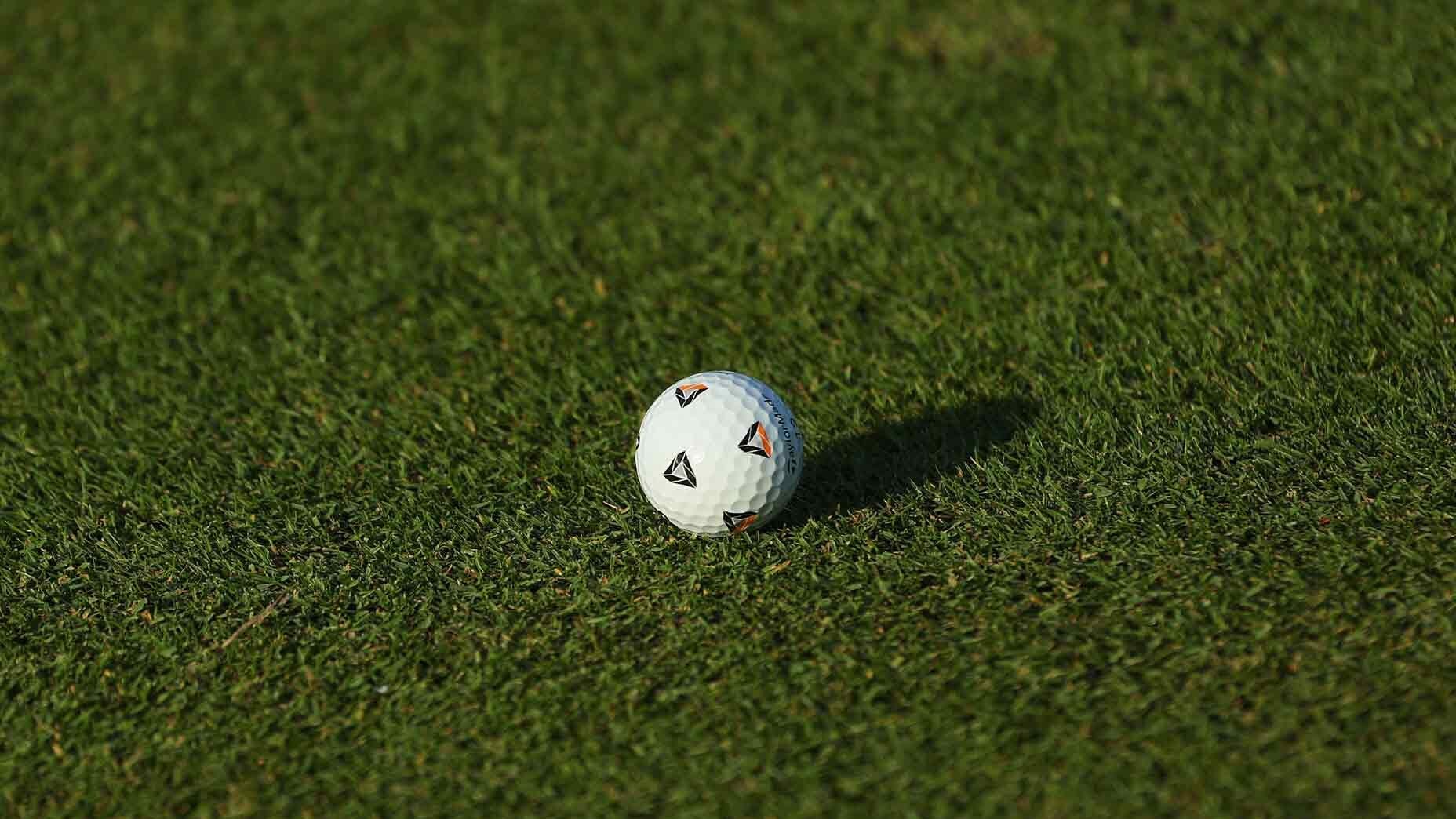 Tommy Fleetwood's TaylorMade TP5x Pix.