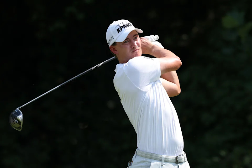 Maverick McNealy plays his shot from the eighth tee during the final round of the 2025 BMW Championship at Caves Valley Golf Club.