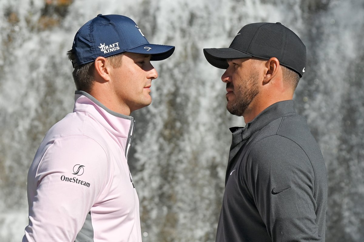  Bryson DeChambeau (L) and Brooks Koepka (R)