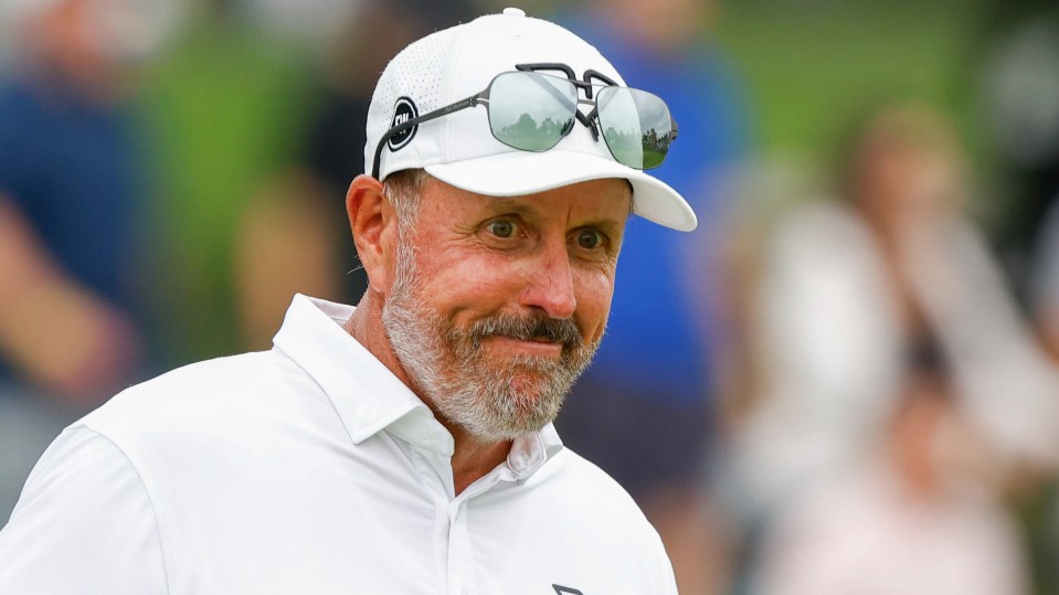 Mickelson couldn't help himself as he poked fun at Cantlay's slow pace of play