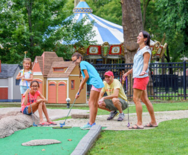 Where to Play Mini Golf in the Philly Area