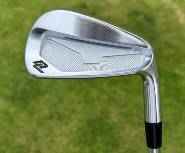Photo of the New Level Golf 702 CB Irons