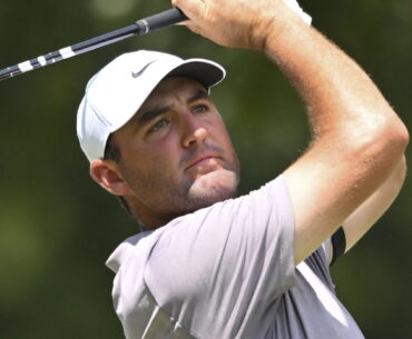 Who is Scottie Scheffler's stand-in caddie at the BMW Championship?