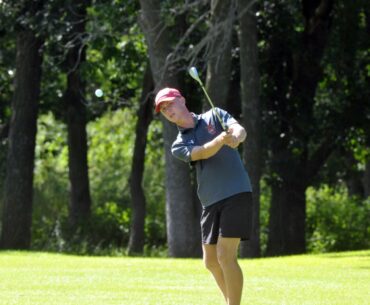Resorters Golf: Charlie Hanson has his way in Men's Championship title win - Alexandria Echo Press