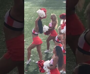 Cheerleaders cheering