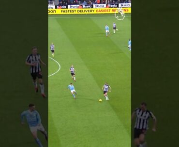 Brilliantly curled goal!