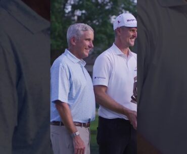 Inside the ropes with Justin Rose after the @FedExChamp. #WinnersWalk | (Sponsored by @FedEx)