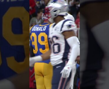 Aaron Donald was too strong for his own good 😳