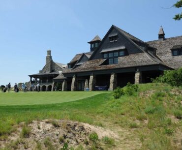 Golf cottages? Riverhead tees up idea to preserve farmland