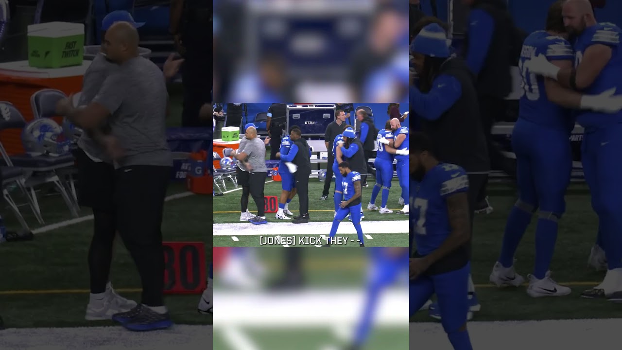 #DetroitPeopleMovers moving in synch | Detroit #Lions #shorts #DetroitPeopleMovers moving in synch | Detroit #Lions #shorts