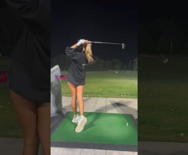 Amazing Golf Swing you need to see | Golf Girl awesome swing | Golf shorts | Tate Hadges