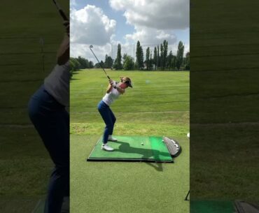 graceeecharisss  7i #GraceCharis #GolfGirl #GolfLife #GolfInfluencer #GolfInstructor #WomenInGolf