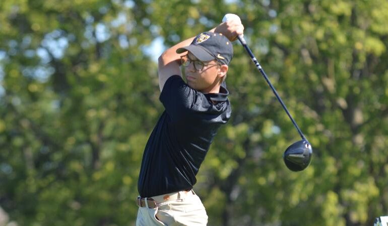 Men’s Golf Tied for Second After Round One of MIAC Championship