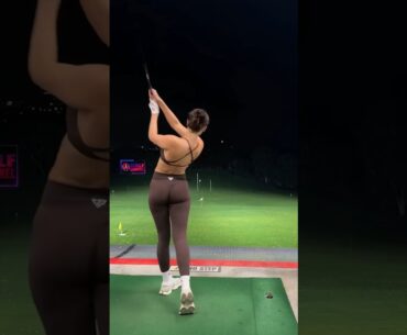 Amazing Golf Swing you need to see | Golf Girl awesome swing | Golf shorts | MOLLIE LOUISE WHITE