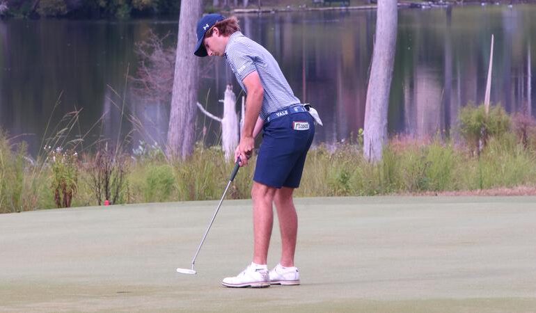 Bulldogs Wrap Play at Bryan Brothers Collegiate
