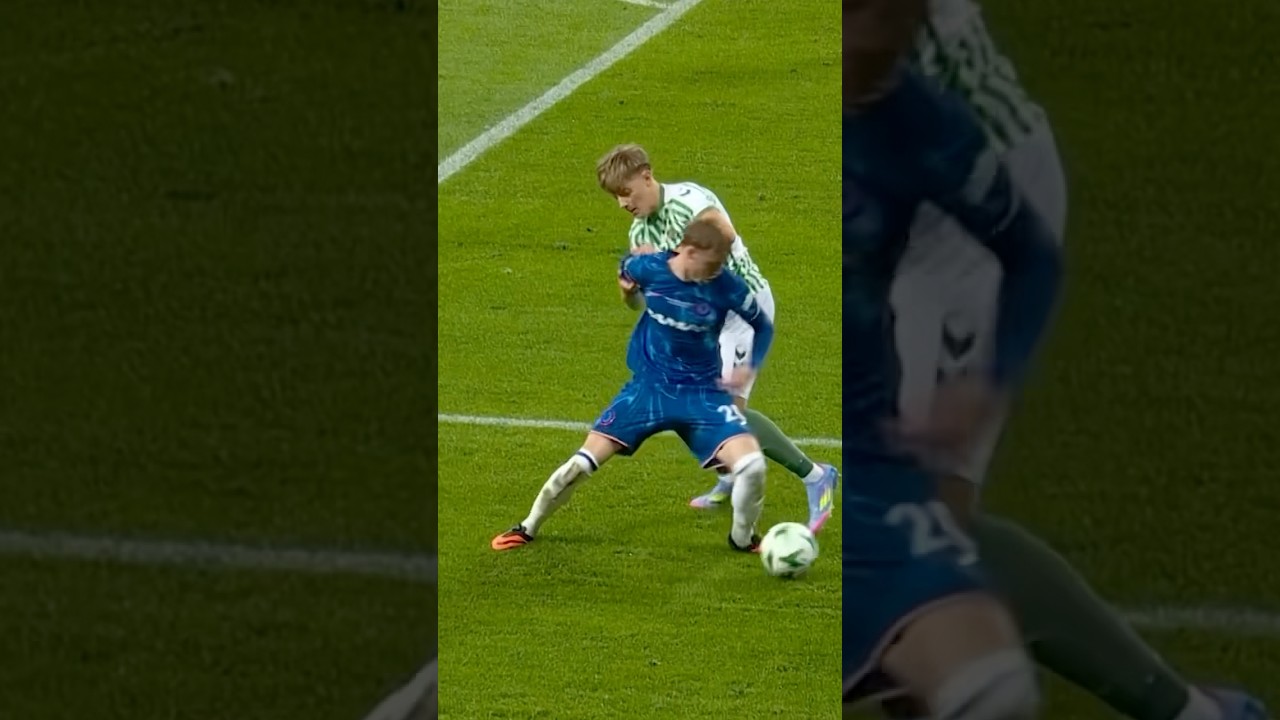 This move from Cole Palmer 😱 This move from Cole Palmer 😱