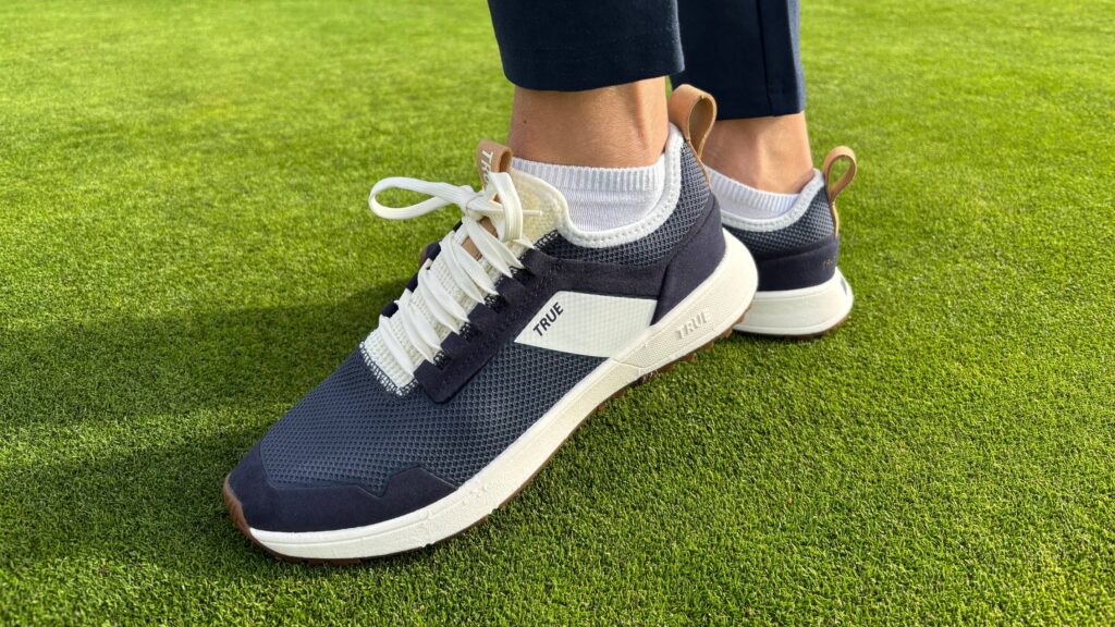 True Linkswear All Day Knit Four Women’s Shoe